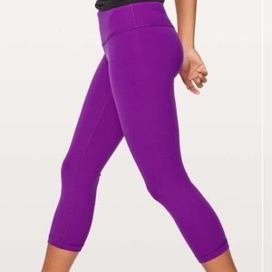 Lululemon 🍋Tender Violet Crop 21" size 12